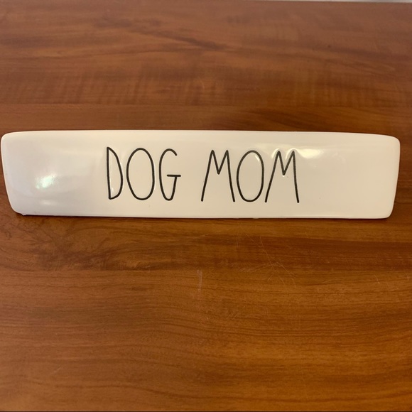 Rae Dunn Other - NEW Rae Dunn Ceramic DOG MOM Plaque